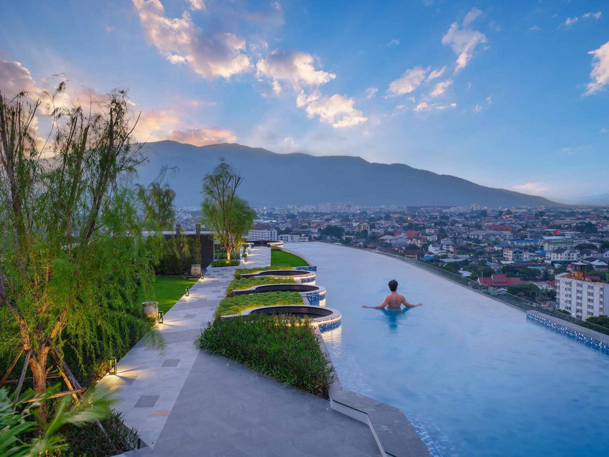 Luxury Condo Astra Sky River Condo Chiang Mai Exterior foto
